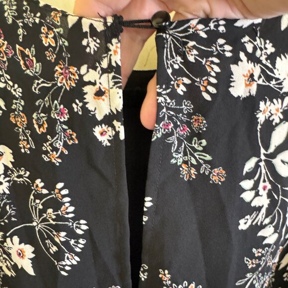 Maurice’s Dress Woman’s Size Small Black w/ Pink & White Floral Print Belted - Picture 6 of 10